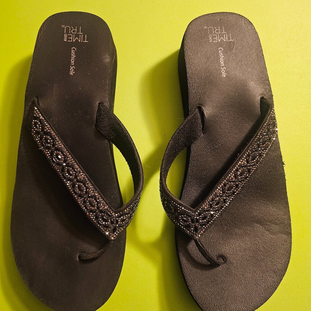 wedge flip flop